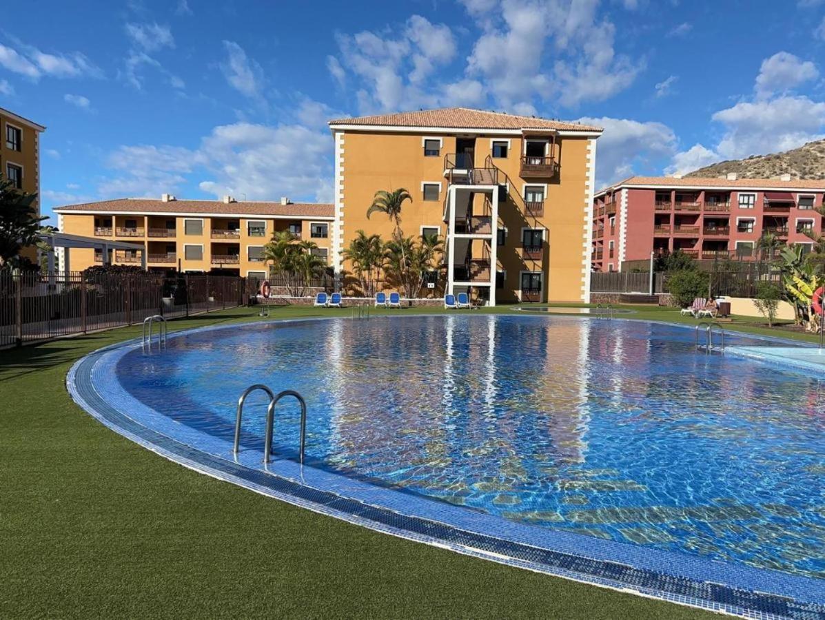 Sunset Palm Mar - Family Friendly Suites ภายนอก รูปภาพ